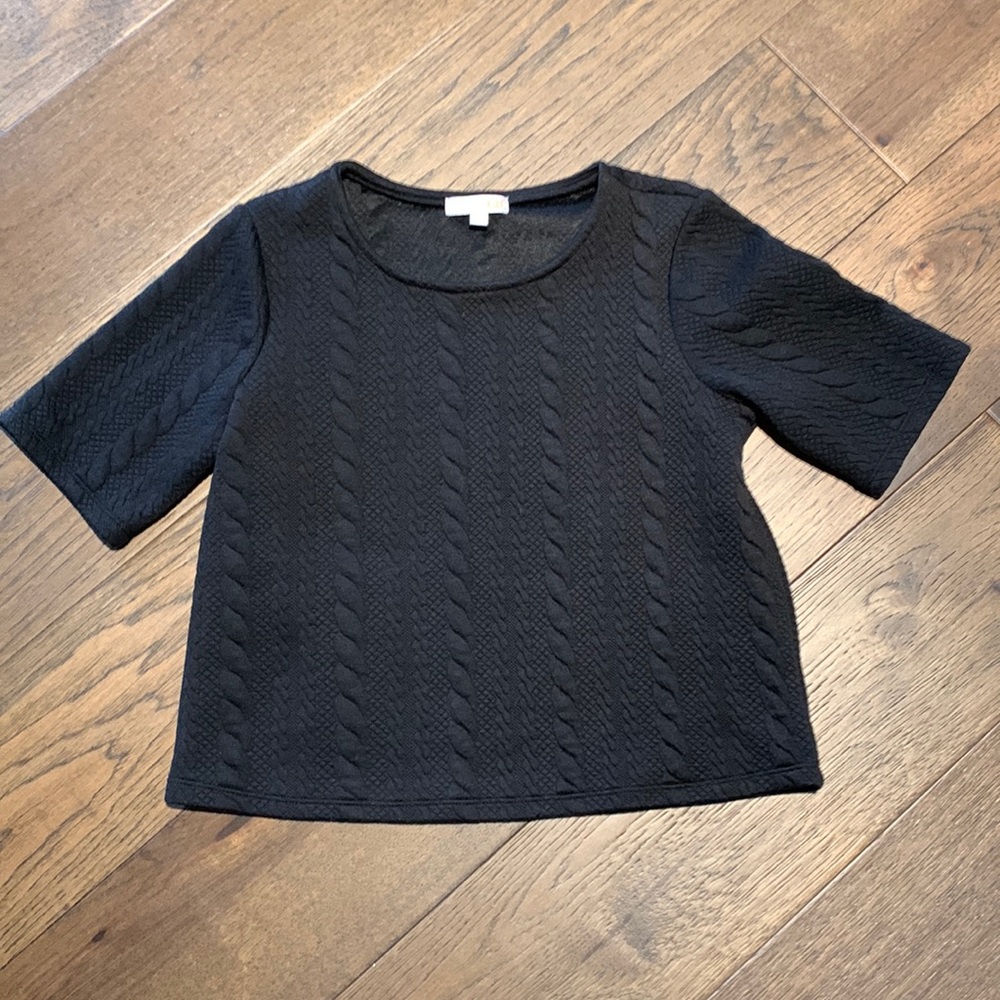 Super cute short sleeve medium black cotton top.